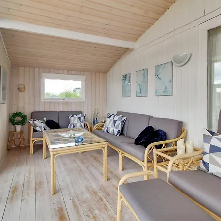 Allis - 400m From The Sea By Interhome Fano